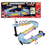 Hot Wheels Mario Kart Circuito Arcoíris | Pista de 244 cm con luces y sonidos y 2 vehículos a escala 1:64; 5 tramos y 2 configuraciones, GXX41